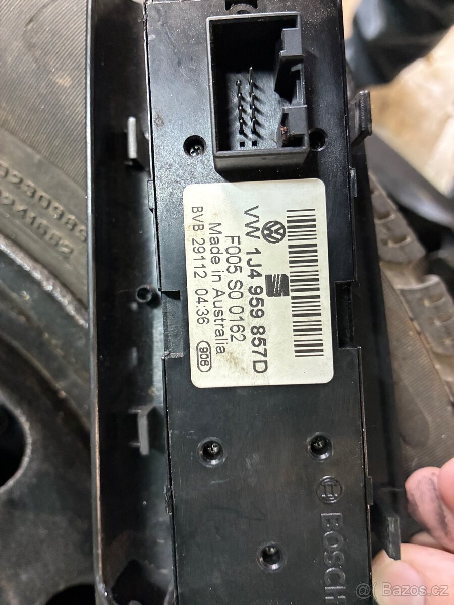 Ovládání oken dveře řidiče Golf 4, Octavia - 2