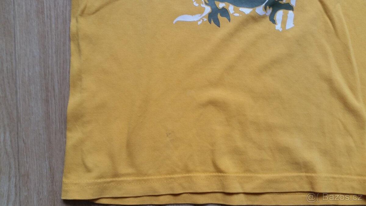 Chlapecká tílka vel. 128 - 2