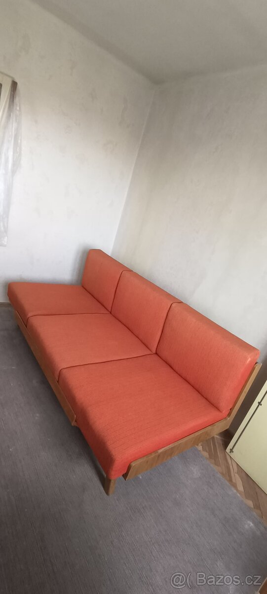 Rozkládací Gauč - 2