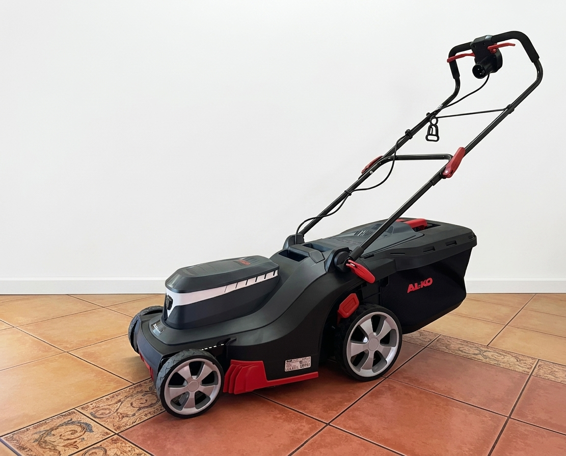 sekačka na trávu - 2