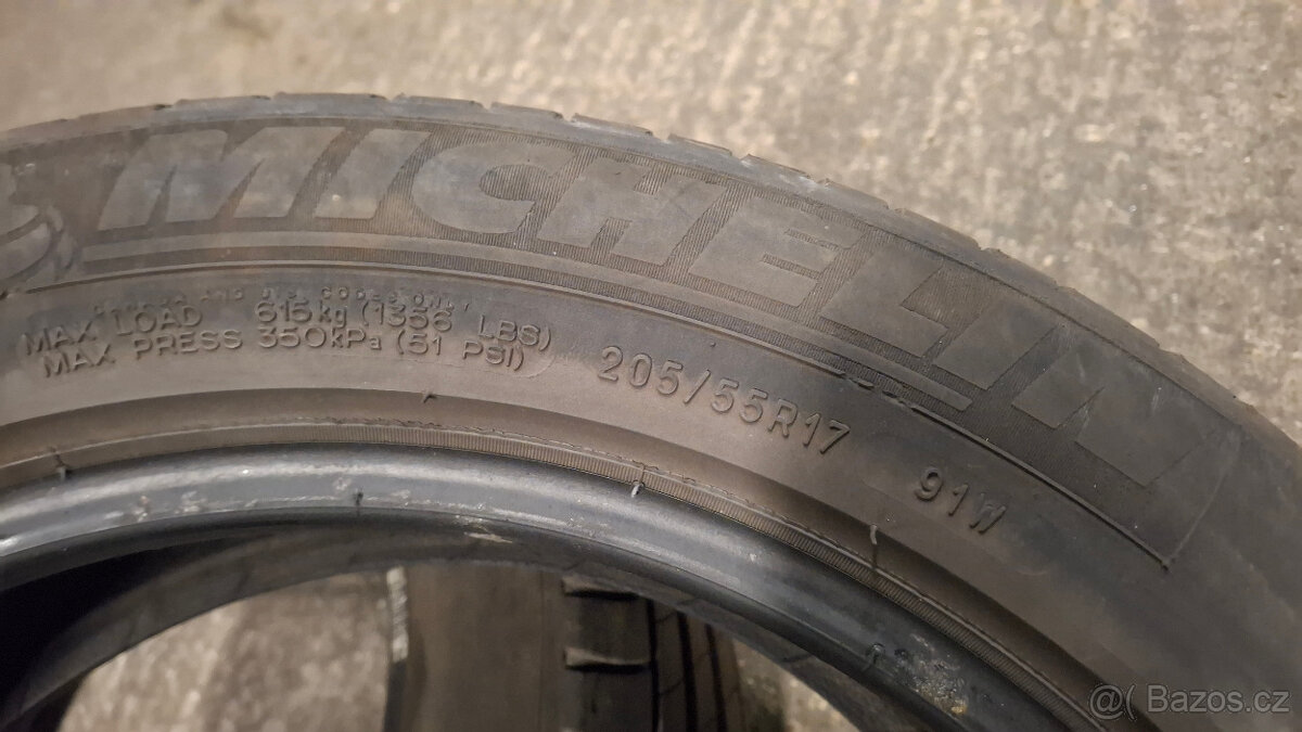 2ks letních pneu Michelin 205/55 R17 - 2
