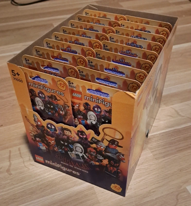 Lego 71050 Spiderman minifigures - 2