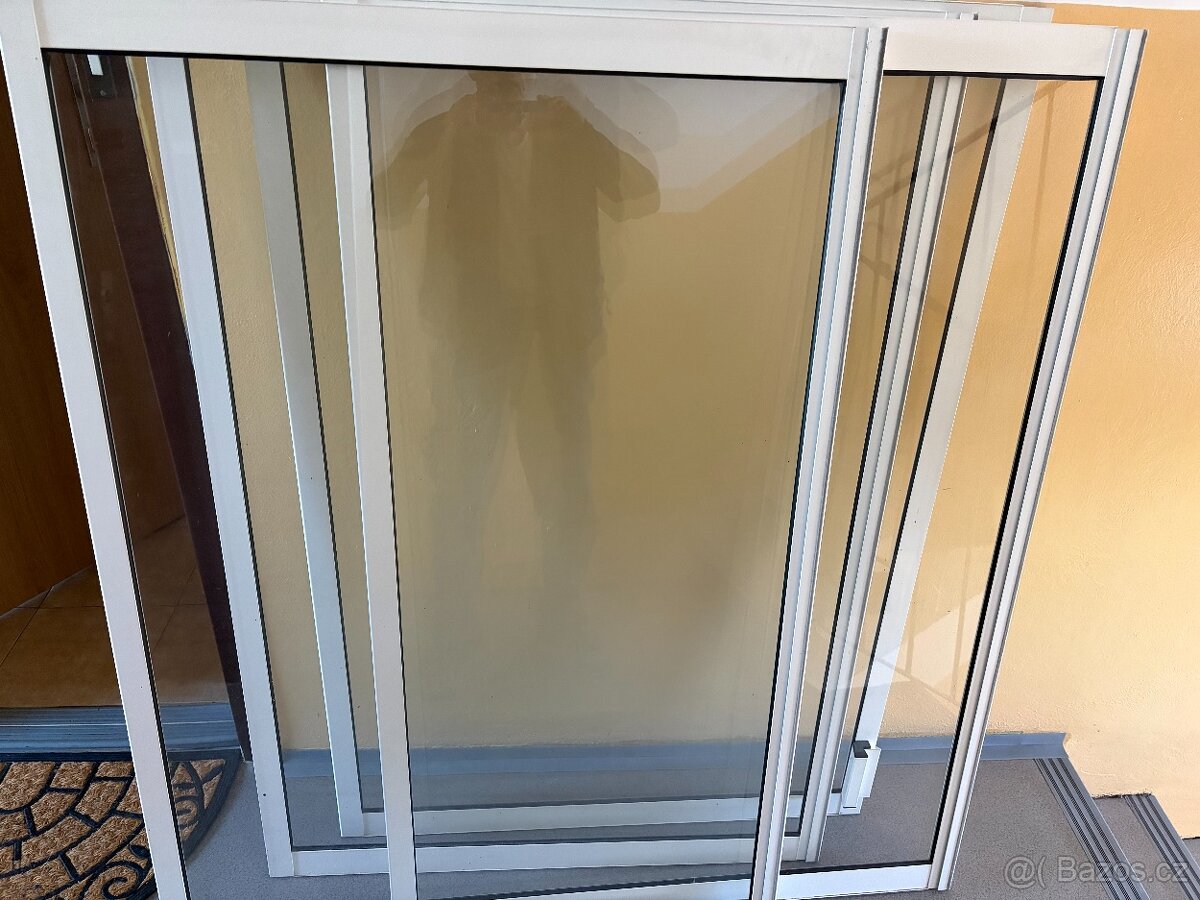 Prodám zasklení lodžie, balkon. - 2