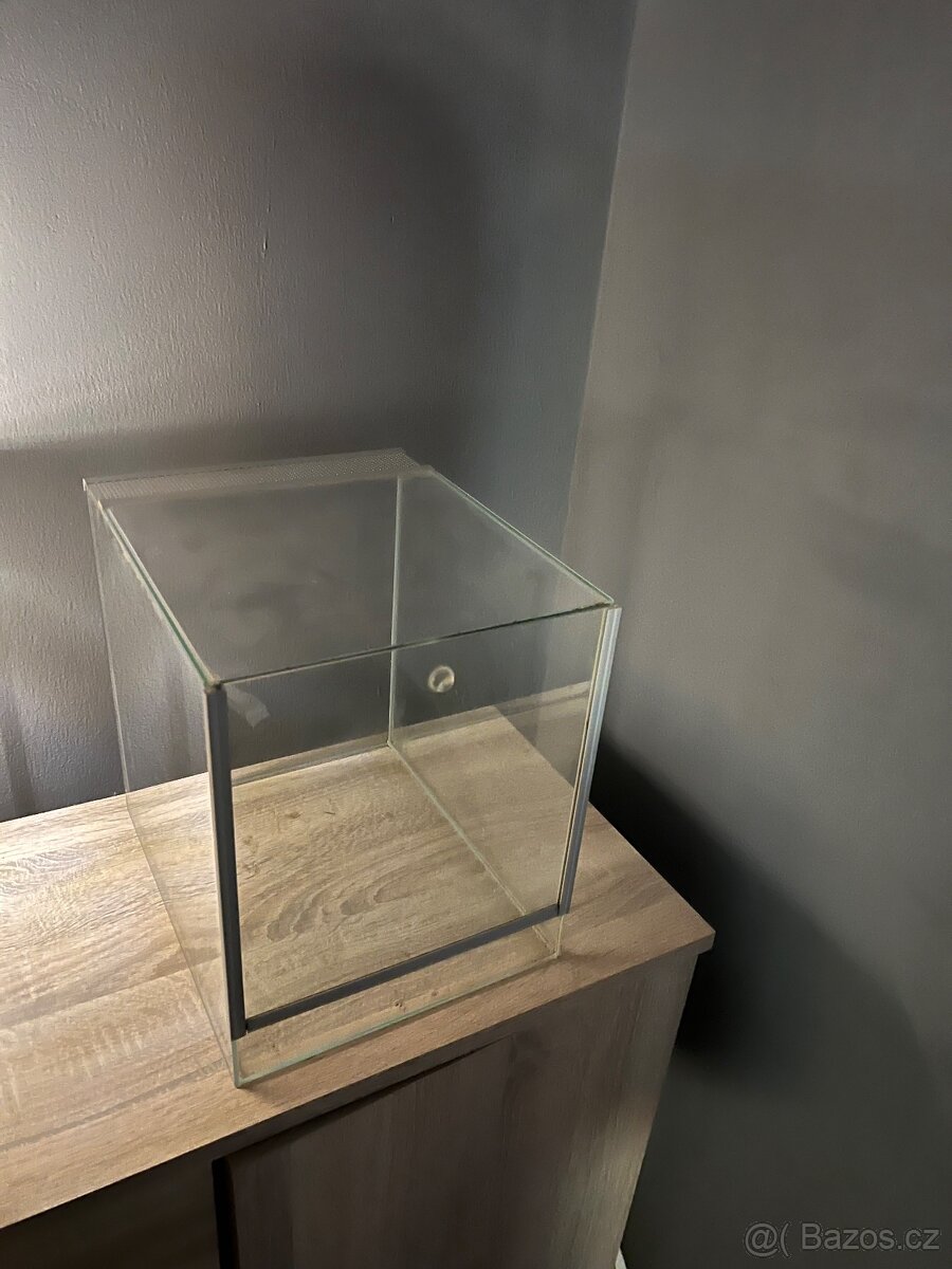 Terárium 30x30x25 - 2