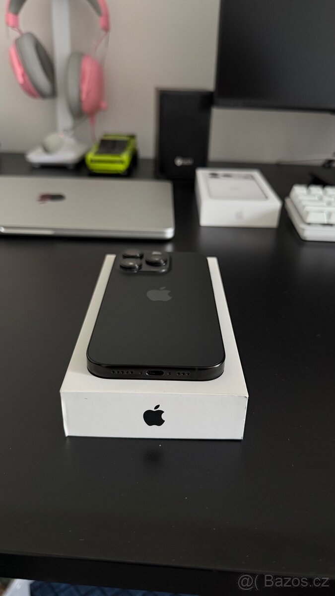 iPhone 16 Pro - 2