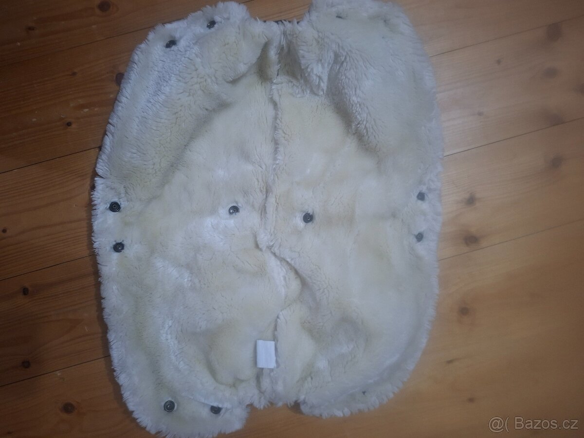 rukávník Teutonia - 2