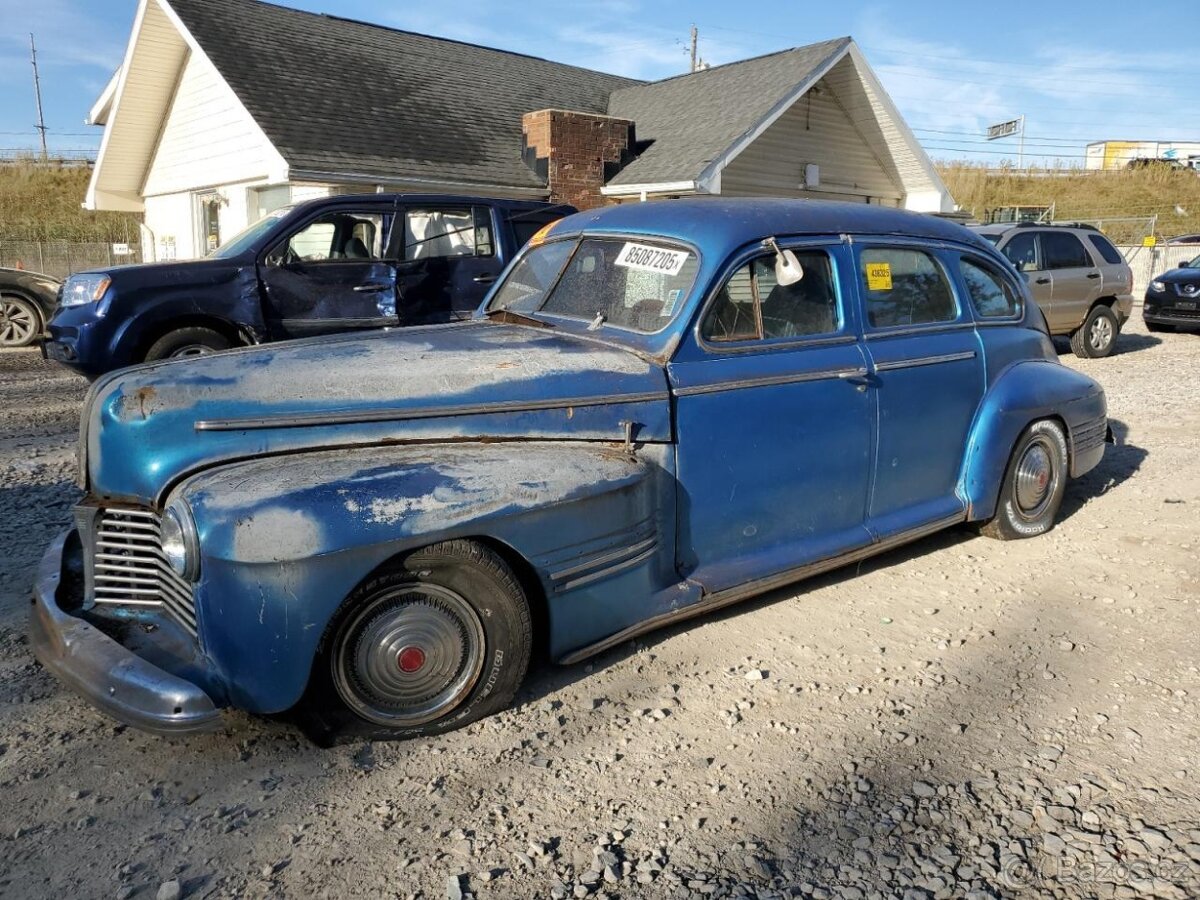 Pontiac Streamliner Torpedo 1941 - 2