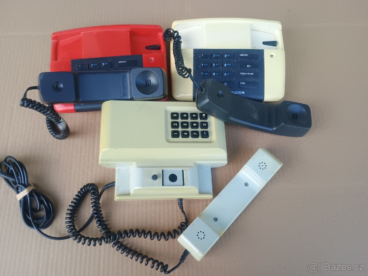 Telefony retro do sbírky ho - 2