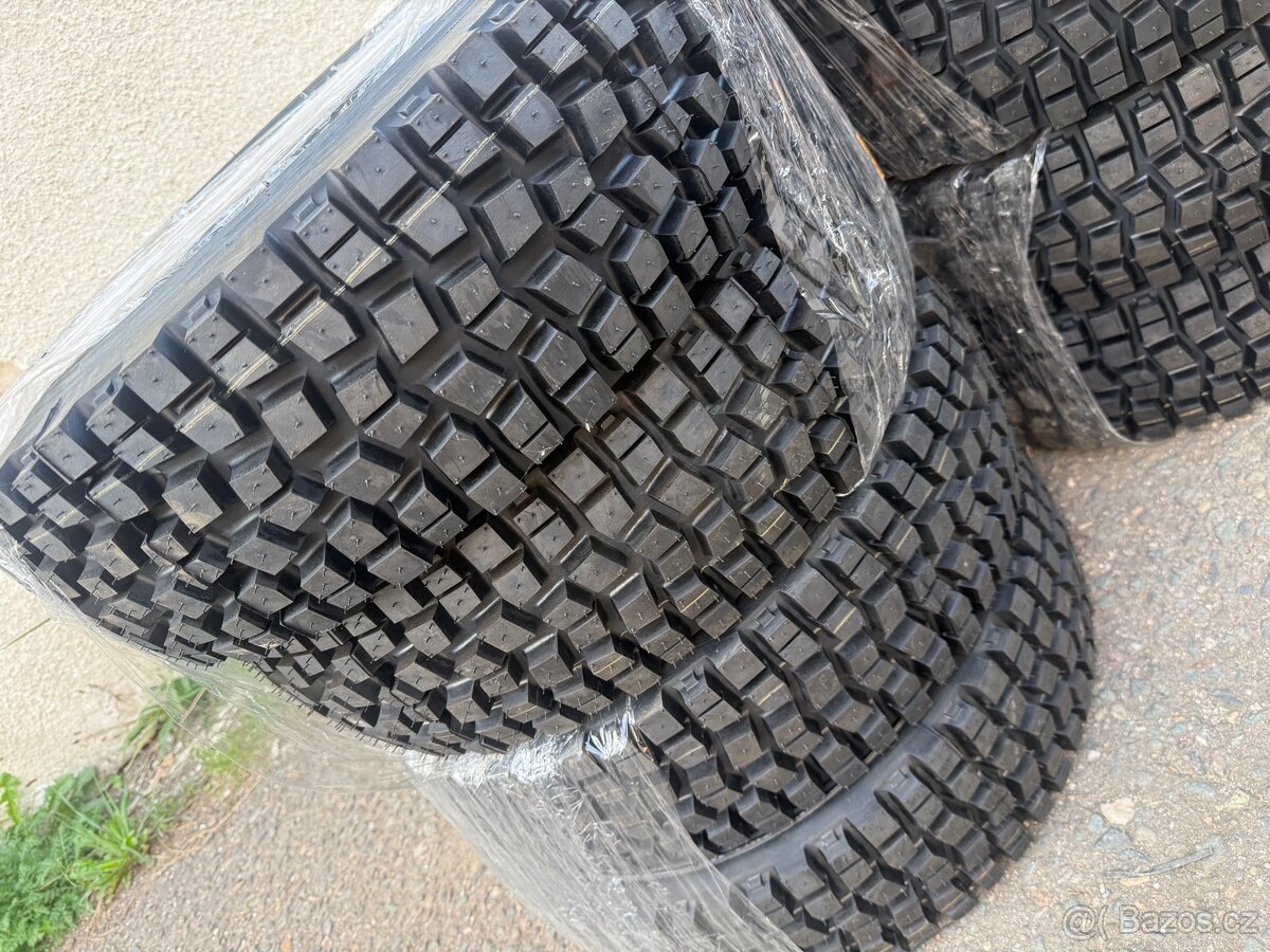 Pneu Maxxcross 175/70 r15 medium - 2