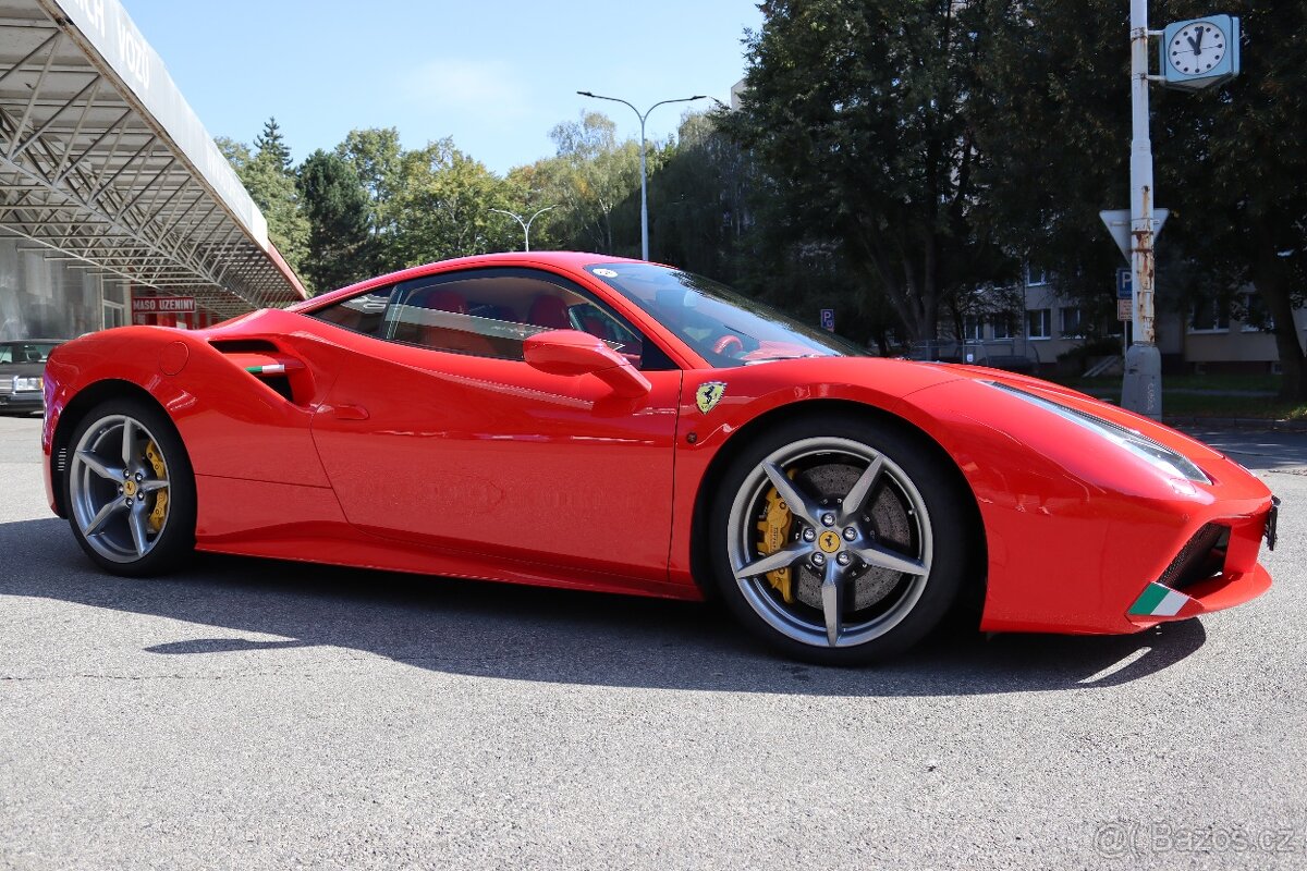 Ferrari 488 GTB - 2