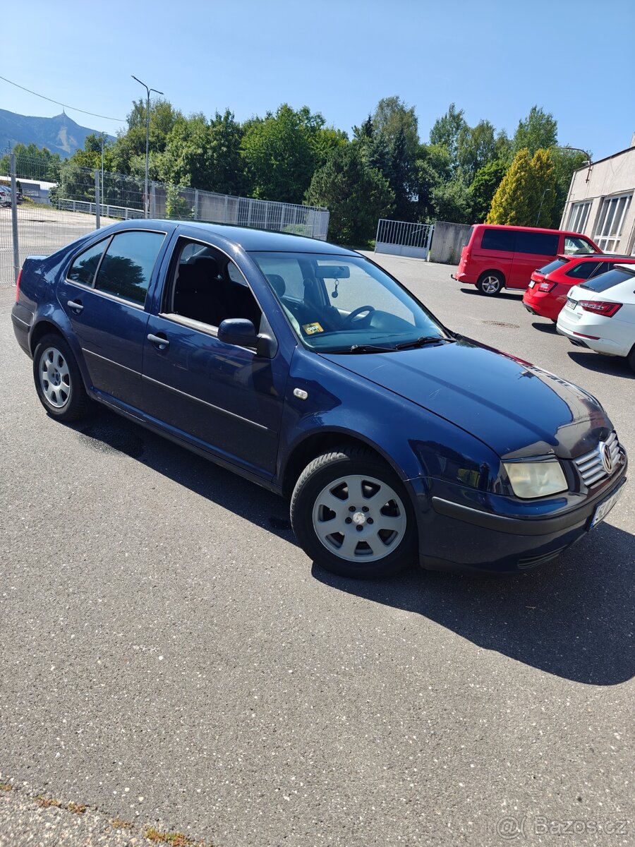 VW Bora 1.6 74kW - 2