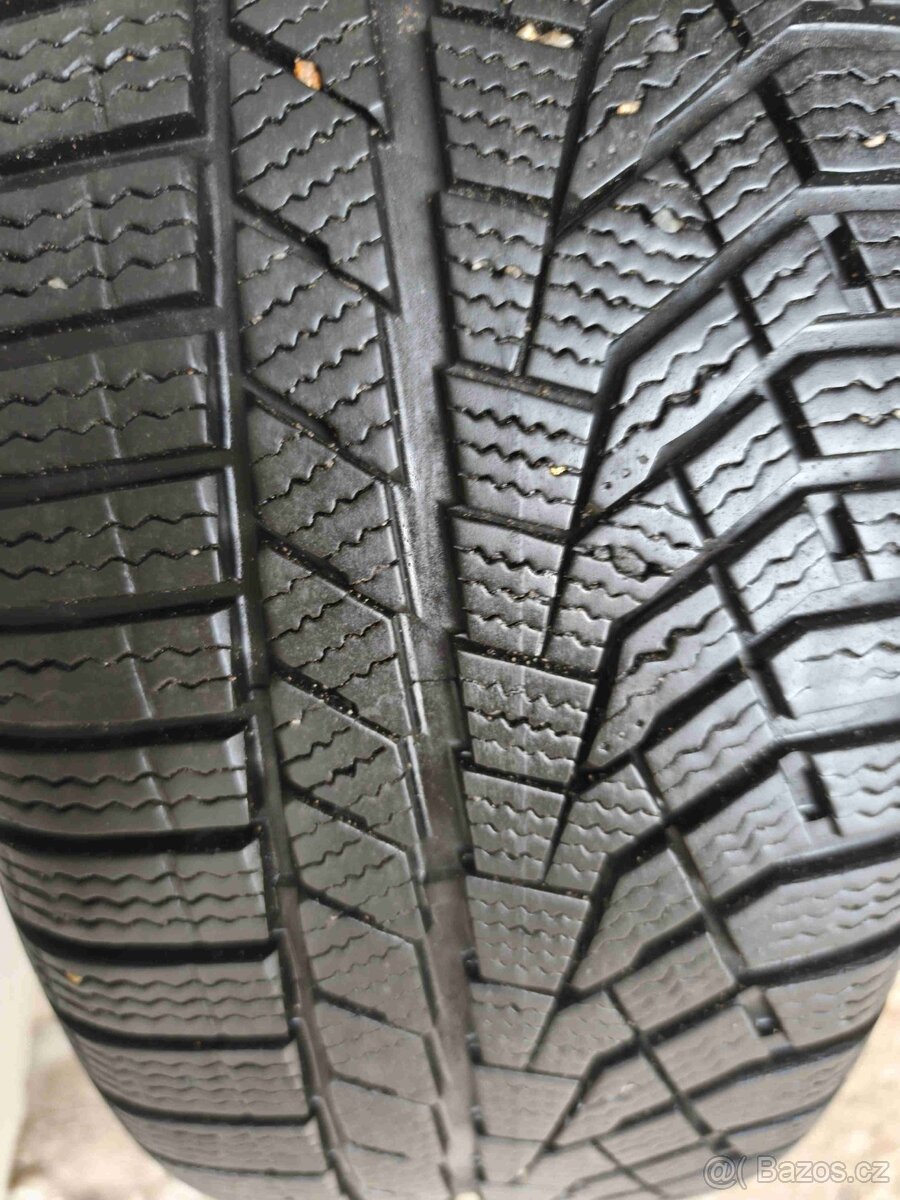 215/55R17 98V Zimní - 2