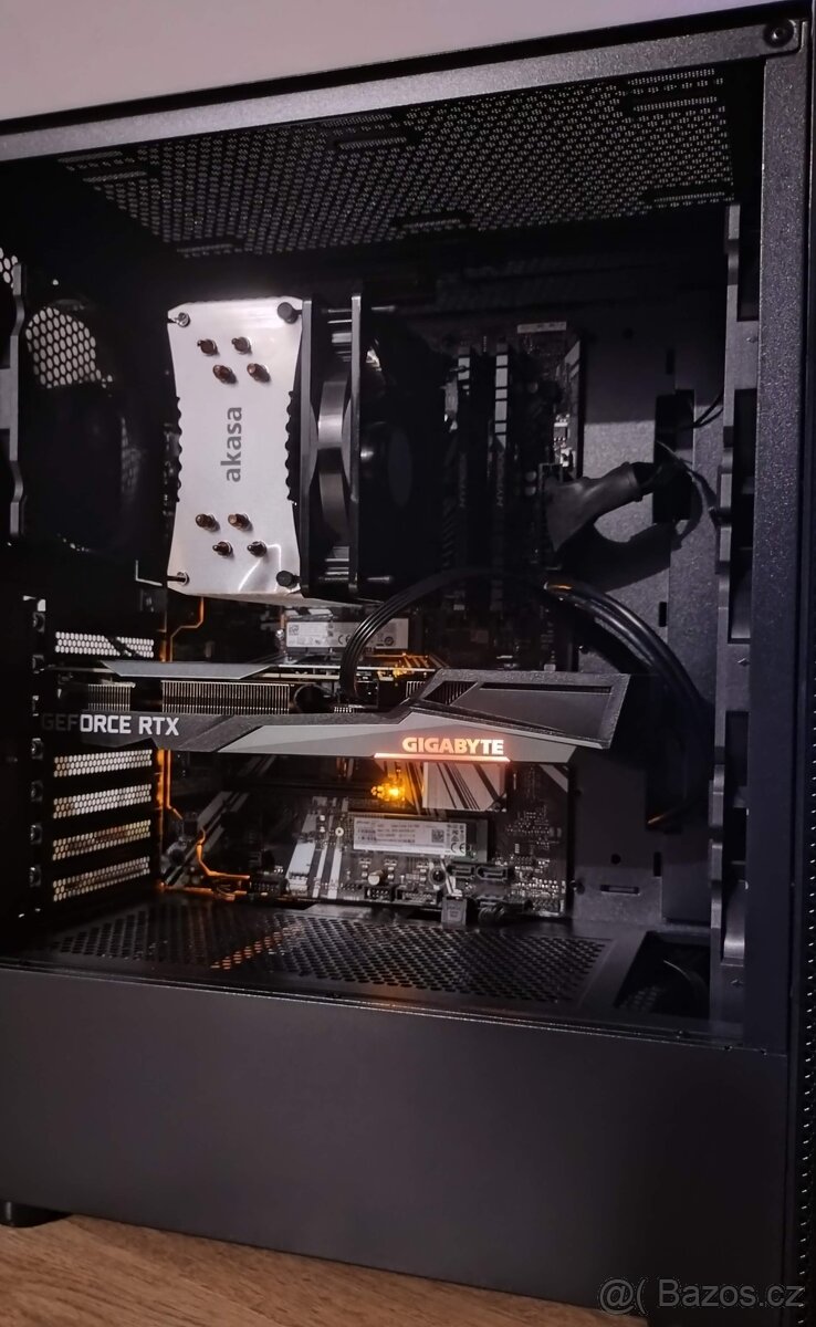 Herní PC s i7-9700K, RTX 3060 Ti a 24" 180Hz FreeSync LCD - 2