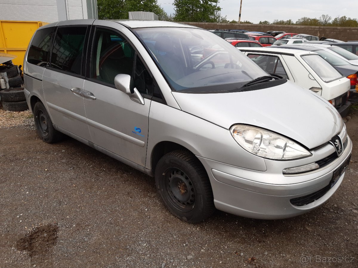 Peugeot 807 2,2HDI 94kW 2003 4HW - DÍLY z vozu - 2