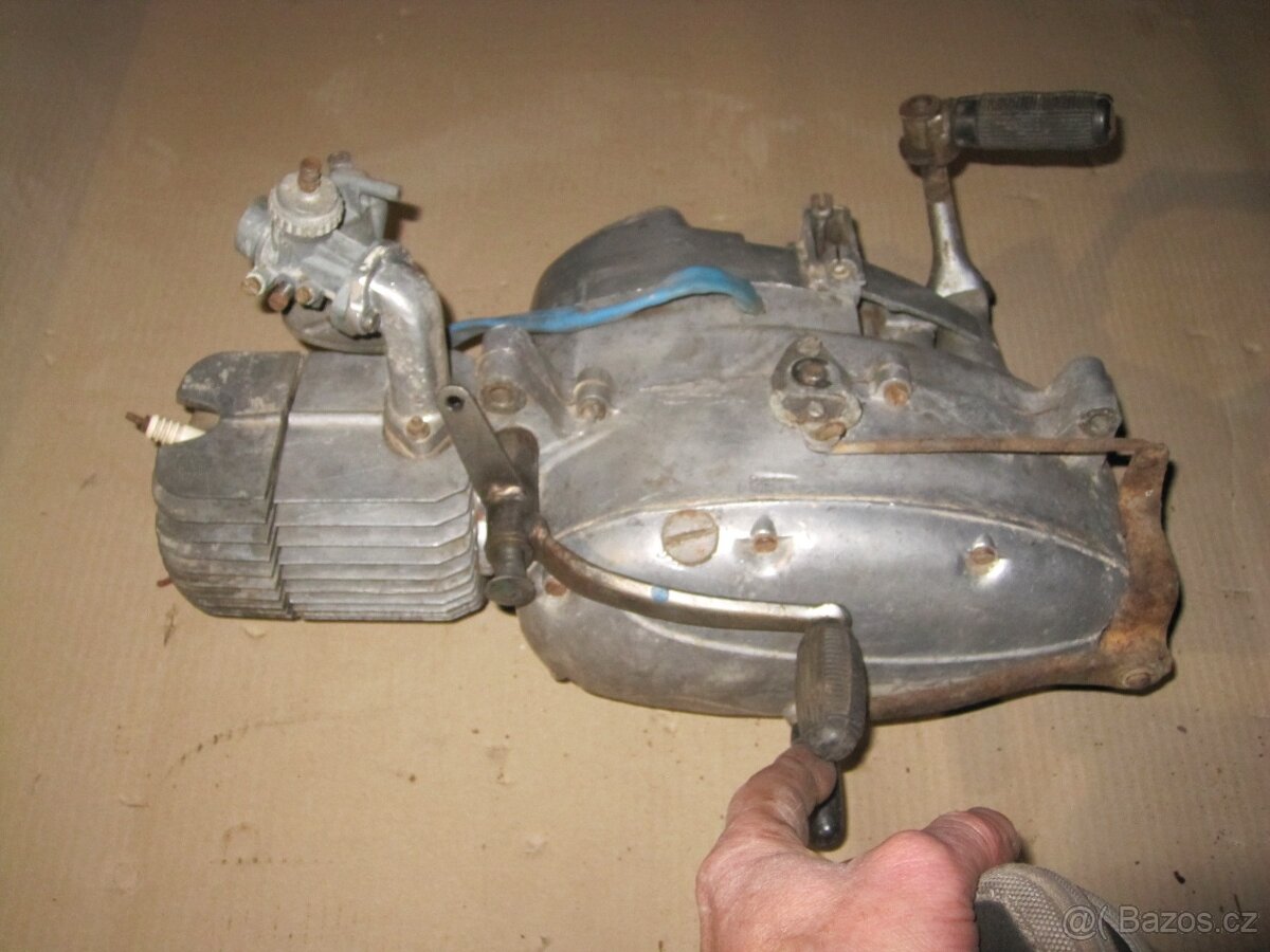 motor Jawa pionýr,20;21;05;555 - 2