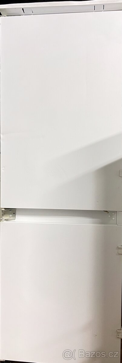 vestavná lednice Ikea - 2