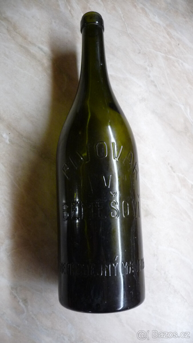Pivní láhev - pivovar v Benešově - 2