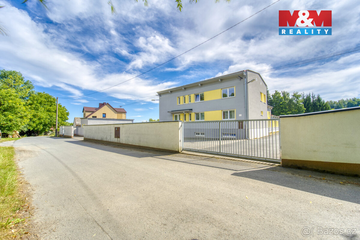 Prodej obchodního objektu, 1605 m², Postřekov - 2