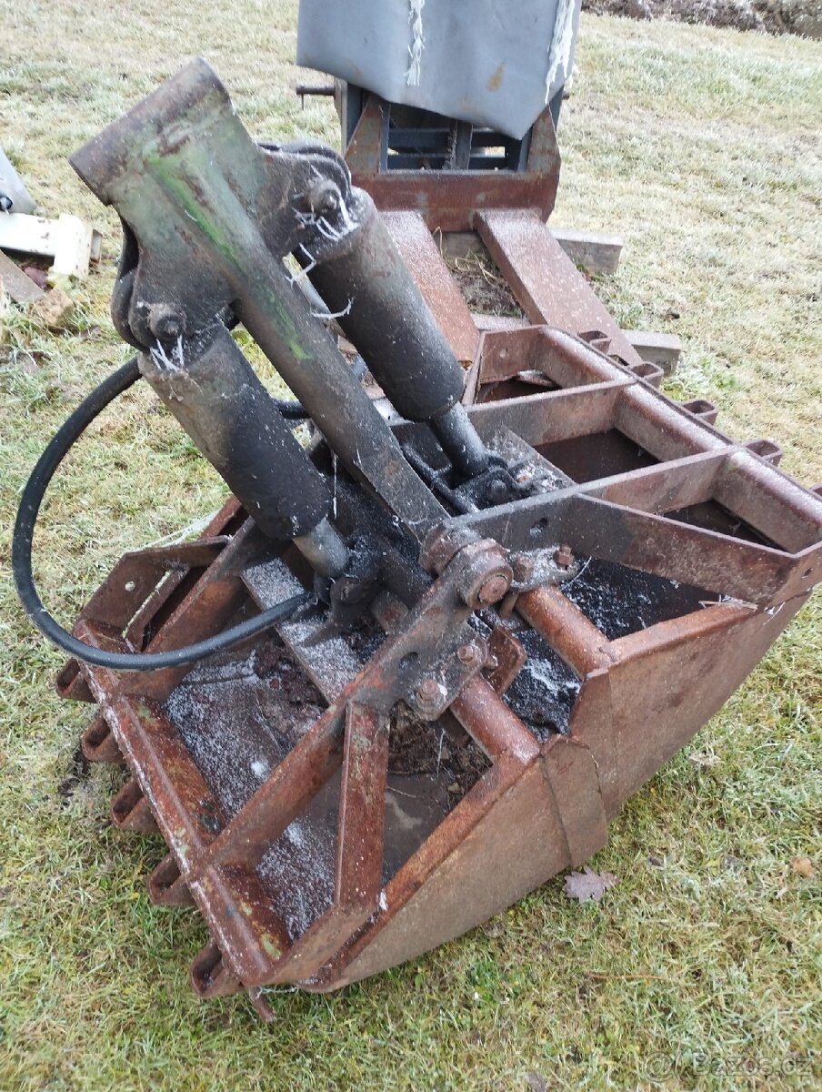 Lžíce nakladač UNHZ 500 - 2