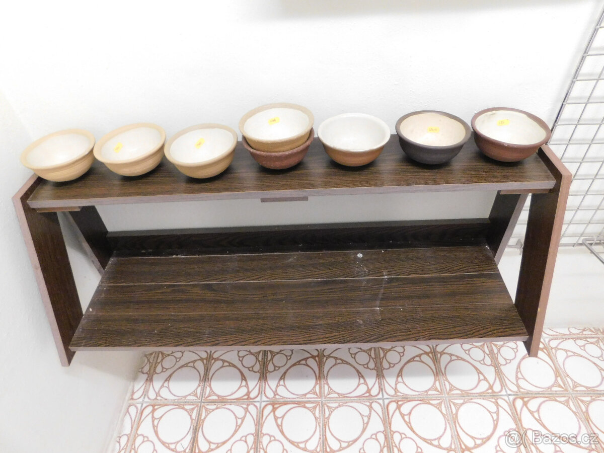 Police nástěnná dvojitá - 2