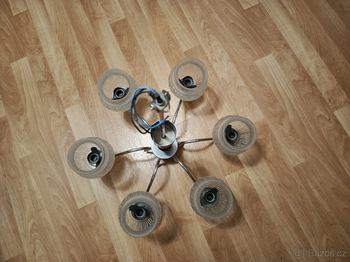 Šesti ramenný lustr - 2