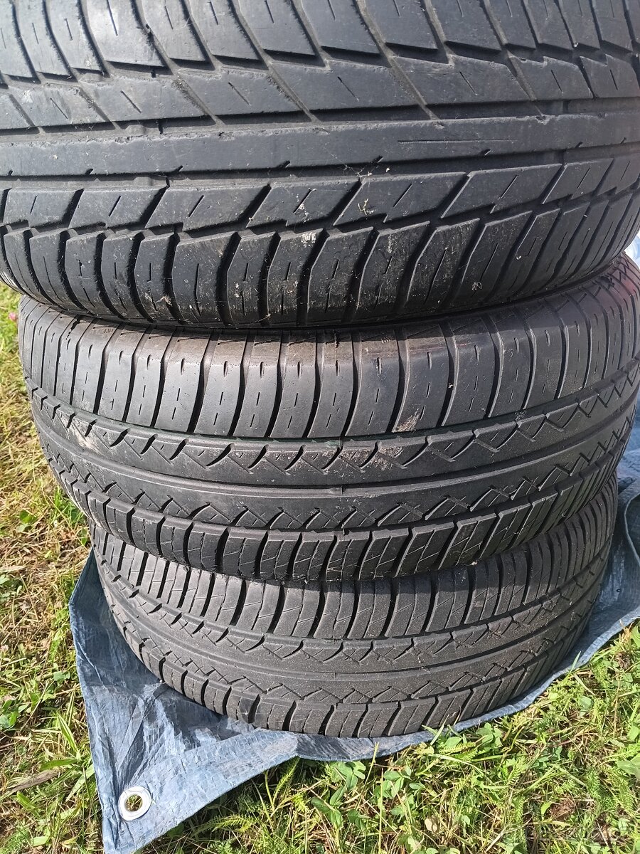 Prodam pneu Barum 13/60/185 - 2