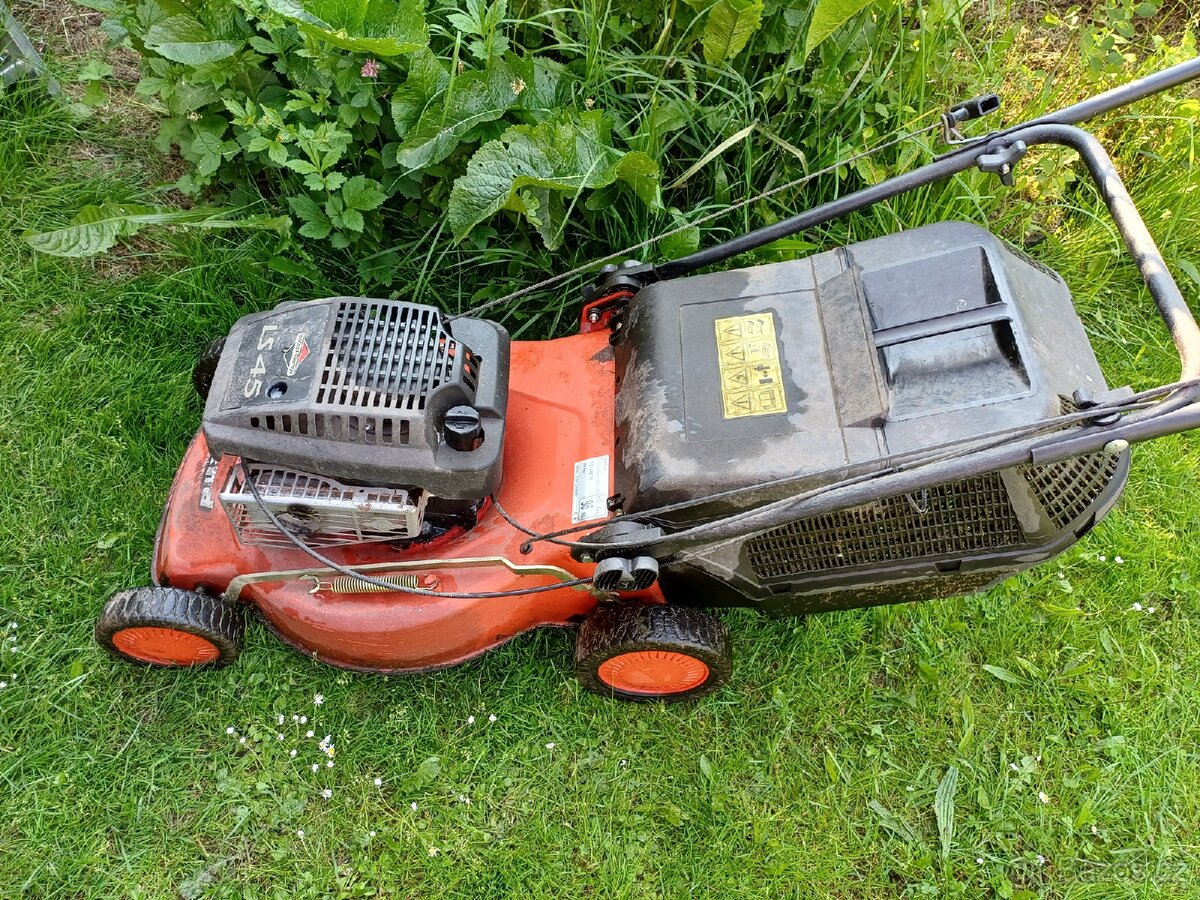 Prodám benzínovou sekačku TDL484TR - 2