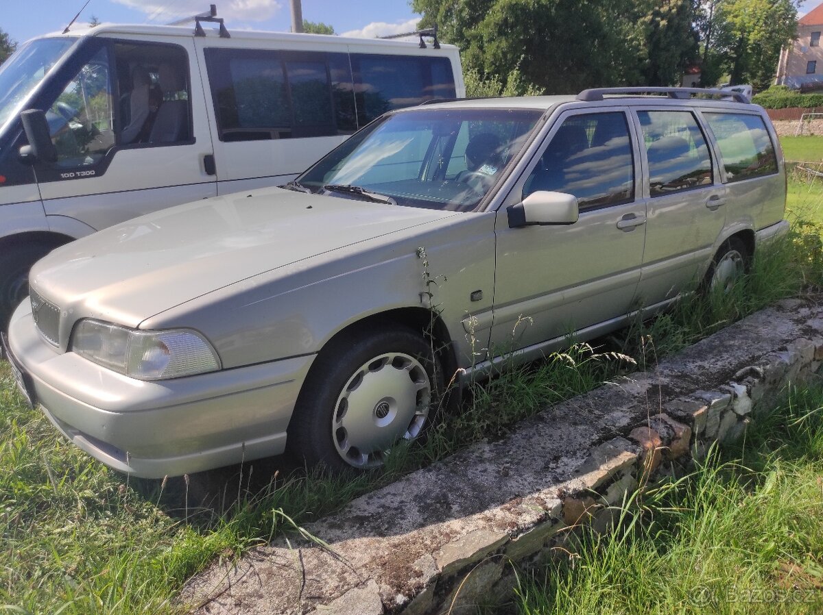 Volvo V70 2,4 103kw - 2