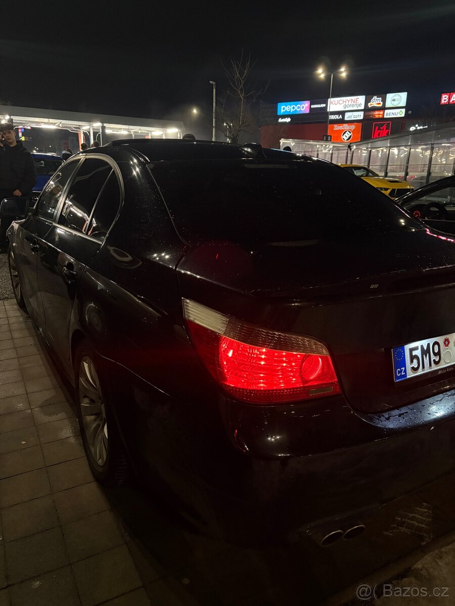 Bmw 545i 2004 - 2