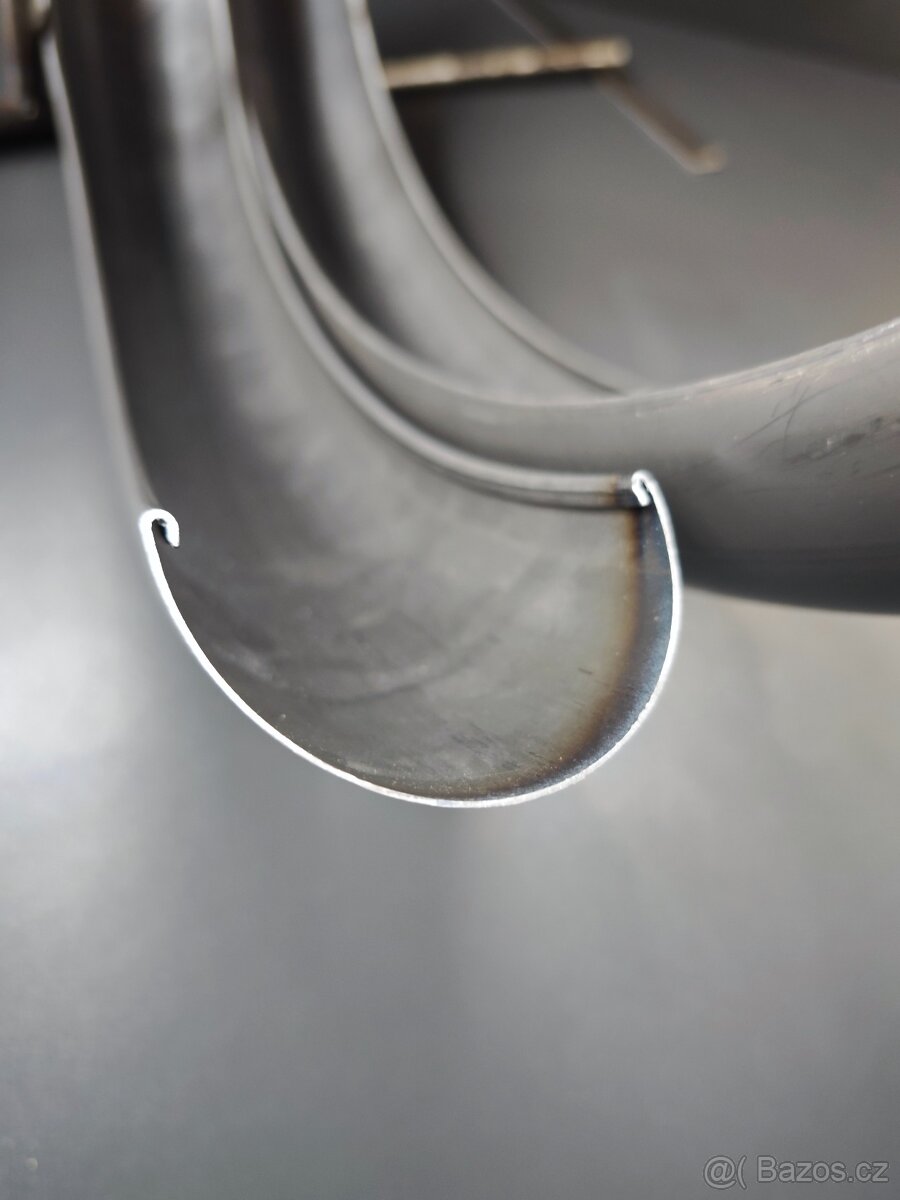 Blatníky Stadion S11 - 2