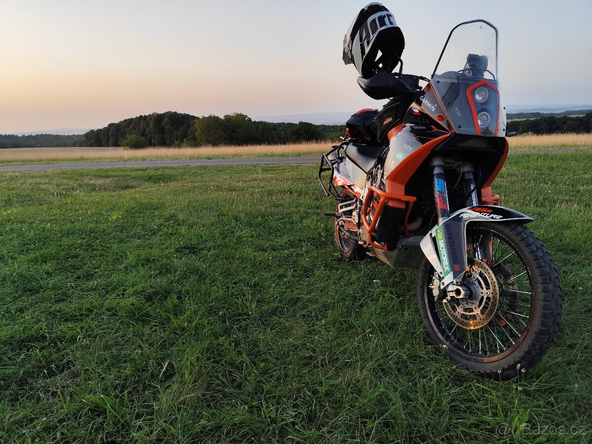 Ktm adventure 990 - 2