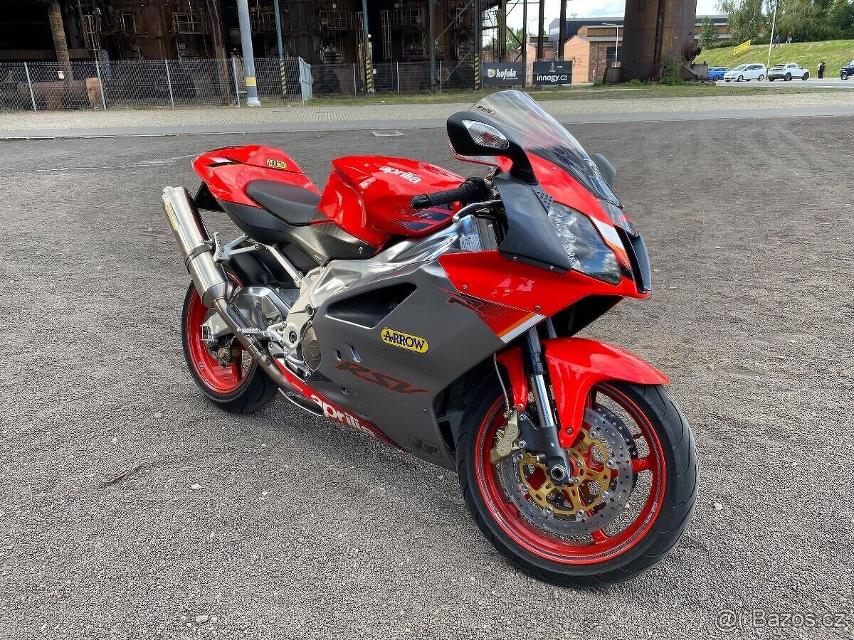Aprilia RSV 1000 R - 2