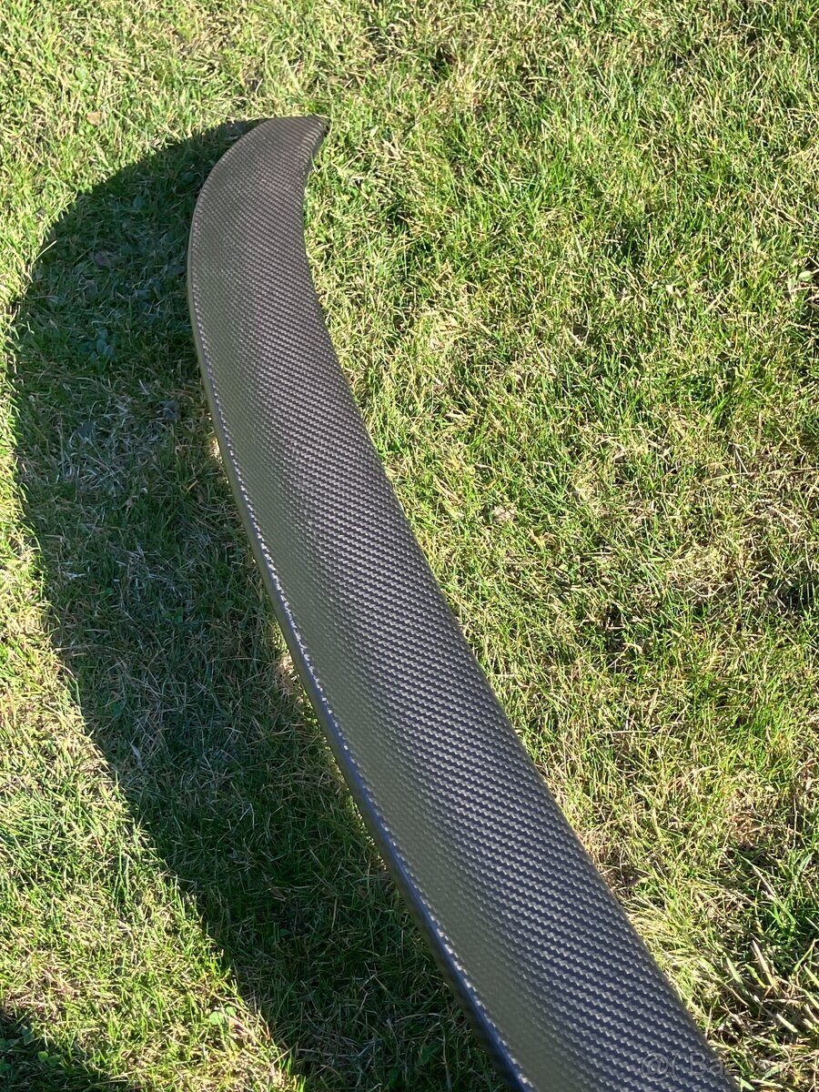 Karbonový spoiler BMW F36 mat - 2