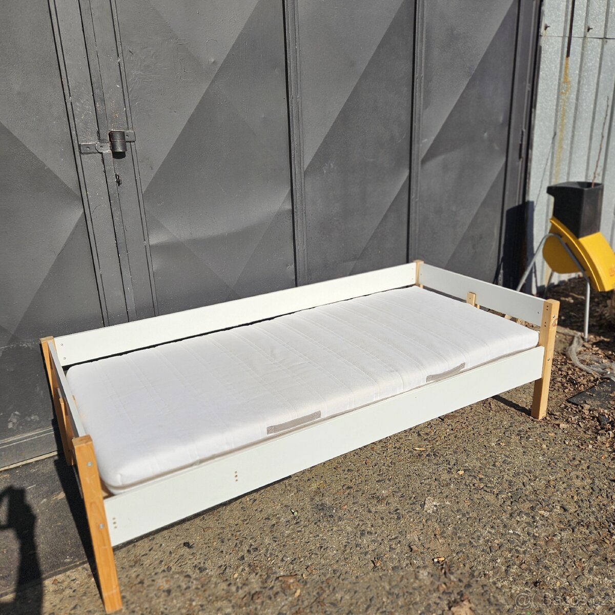 Postel 90x200 včetně matrace - 2