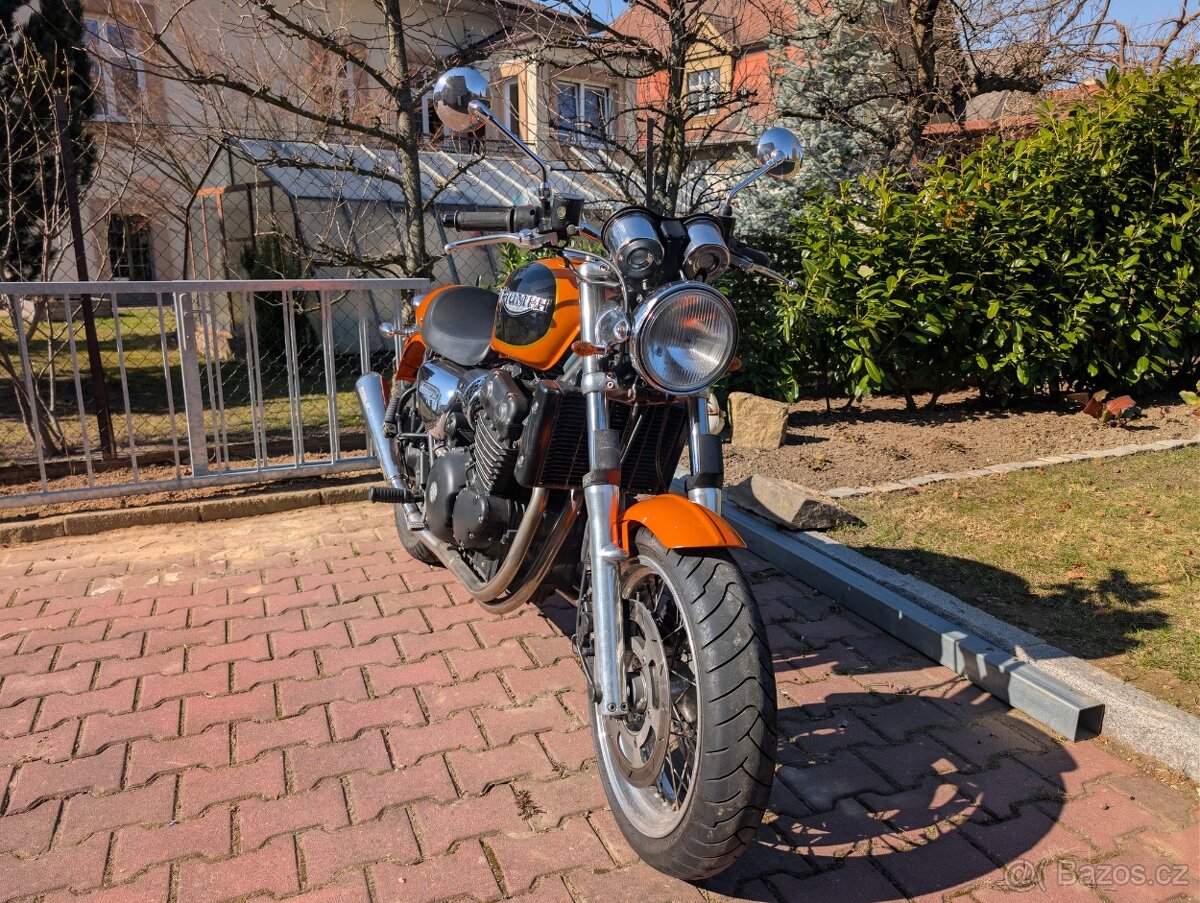 Triumph Thunderbird Sport 900 - 2