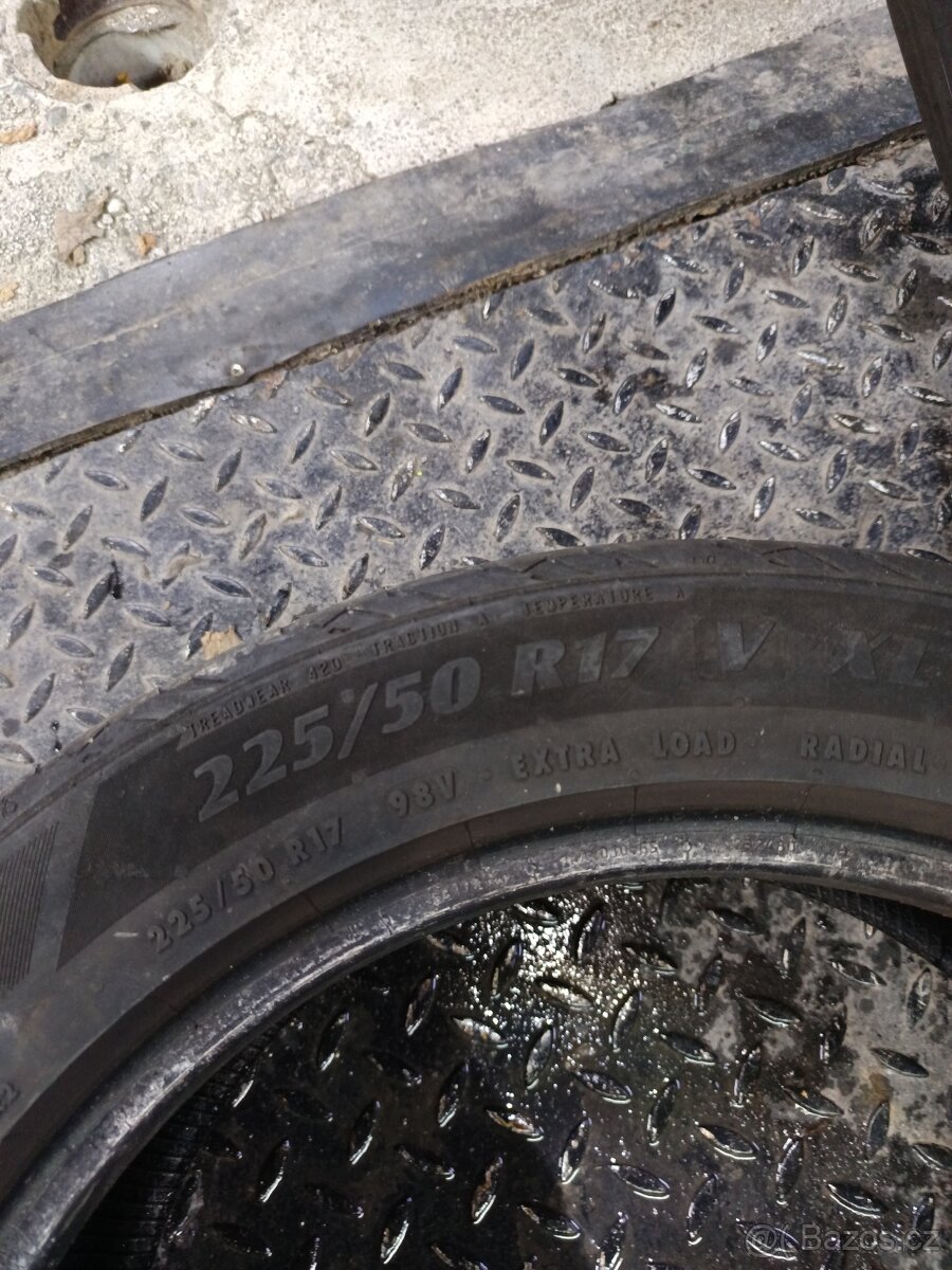 2x 225/50/17 letní Matador - 2