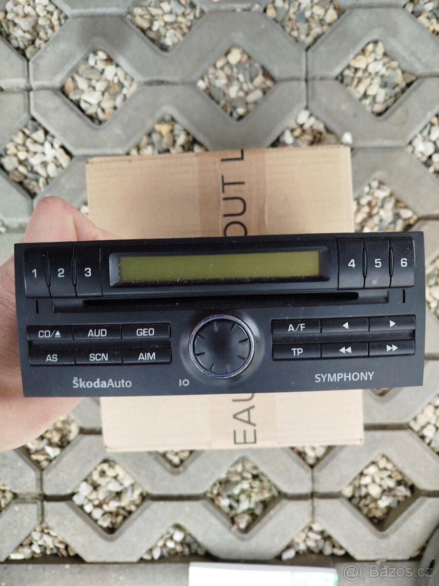 Autorádio Škoda fabia 1 - 2