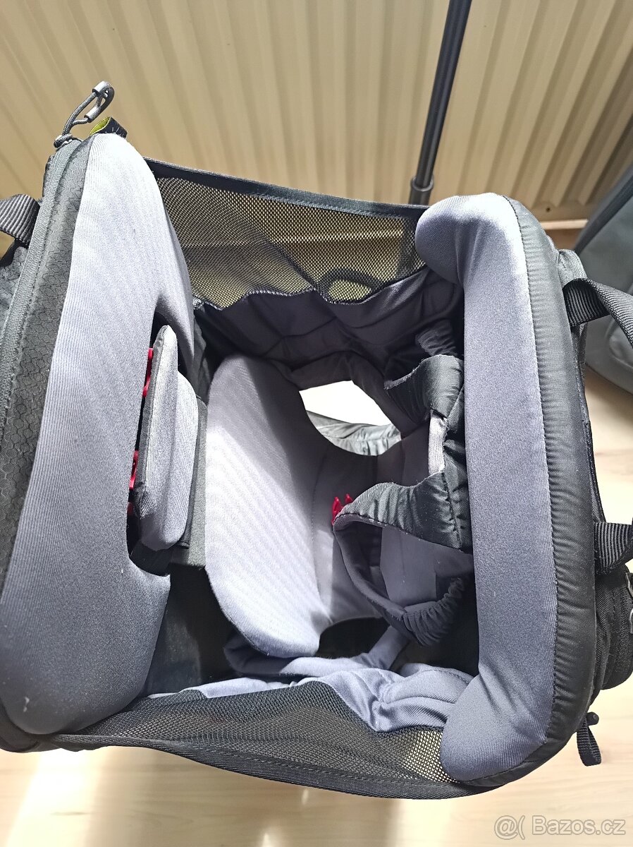 Osprey Poco LT + pláštěnka - 2