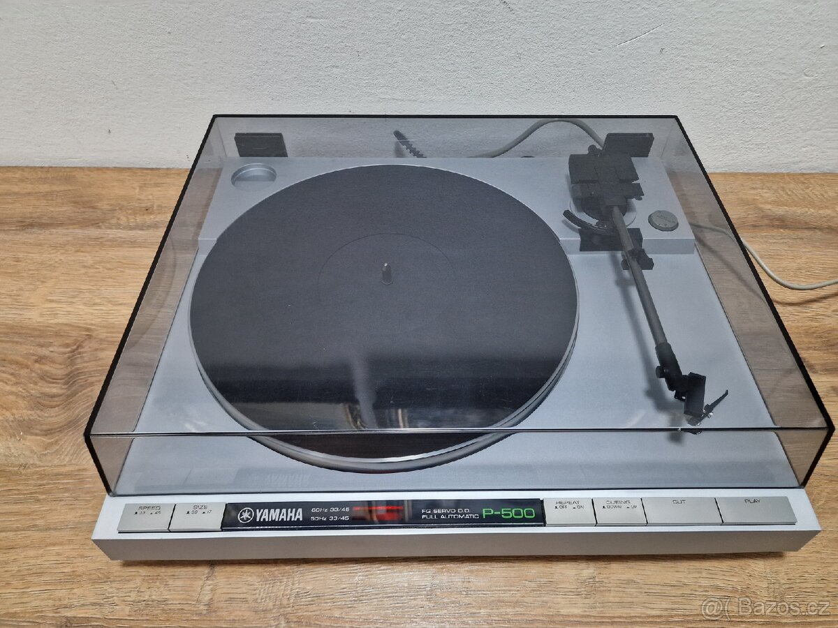 Gramofon Yamaha P-500 - 2