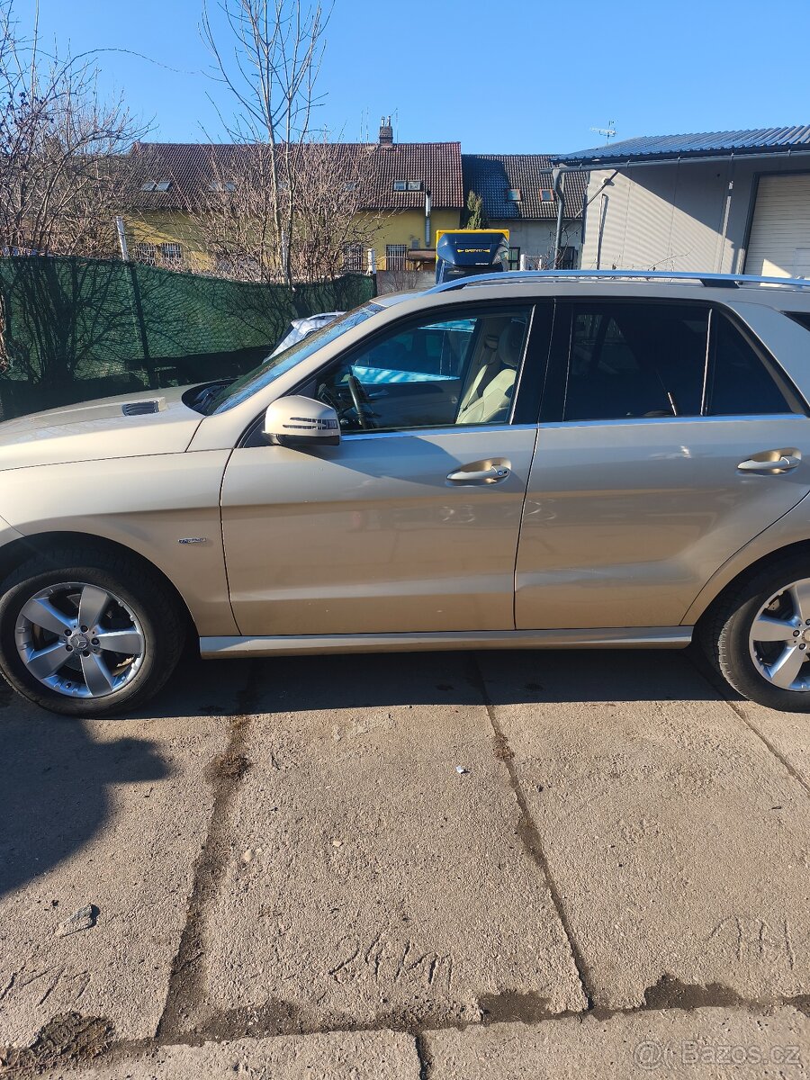 Mercedes Benz ML W166 - 2