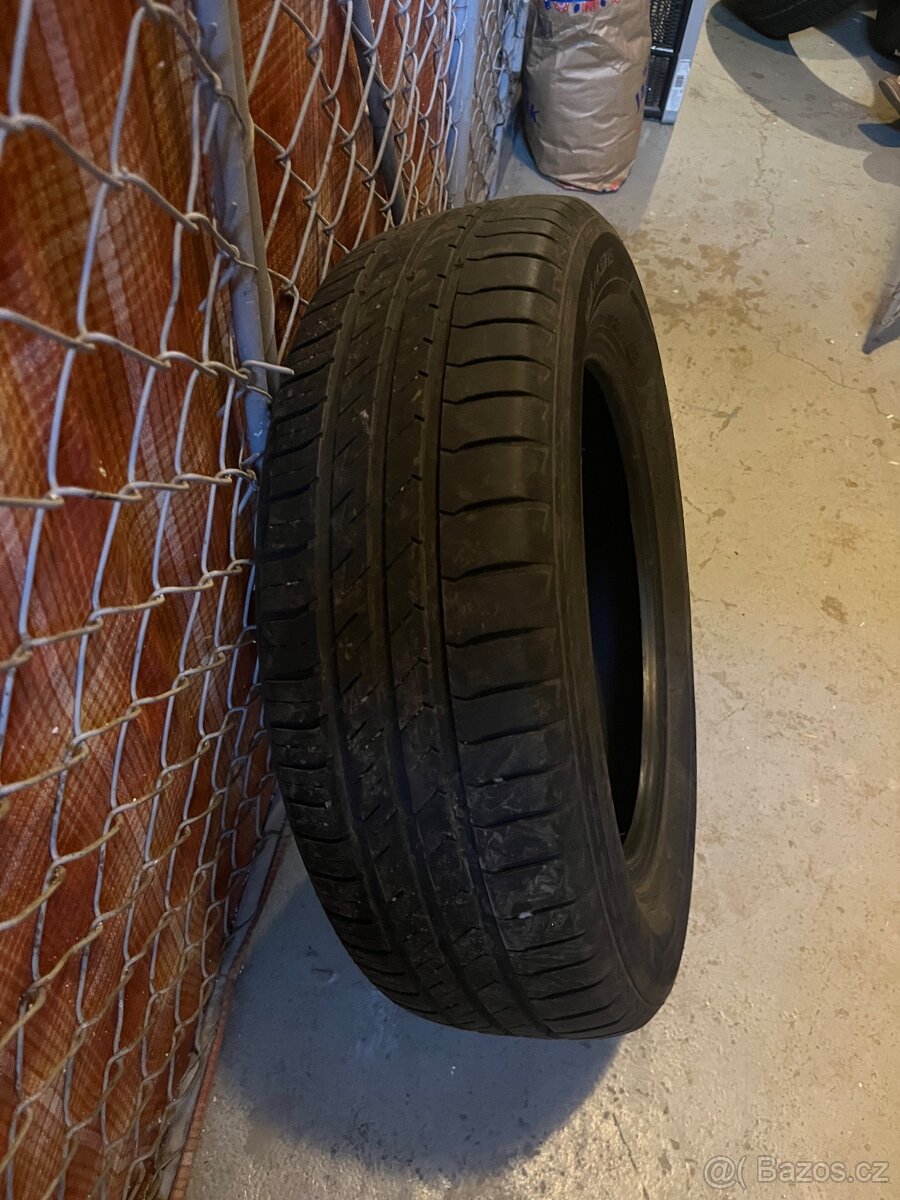 Letní pneu 185/65 R15 - 2
