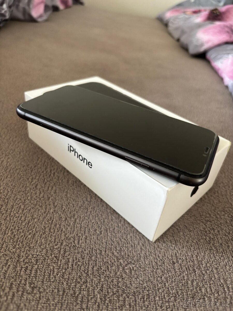 IPhone 11 64GB - 2