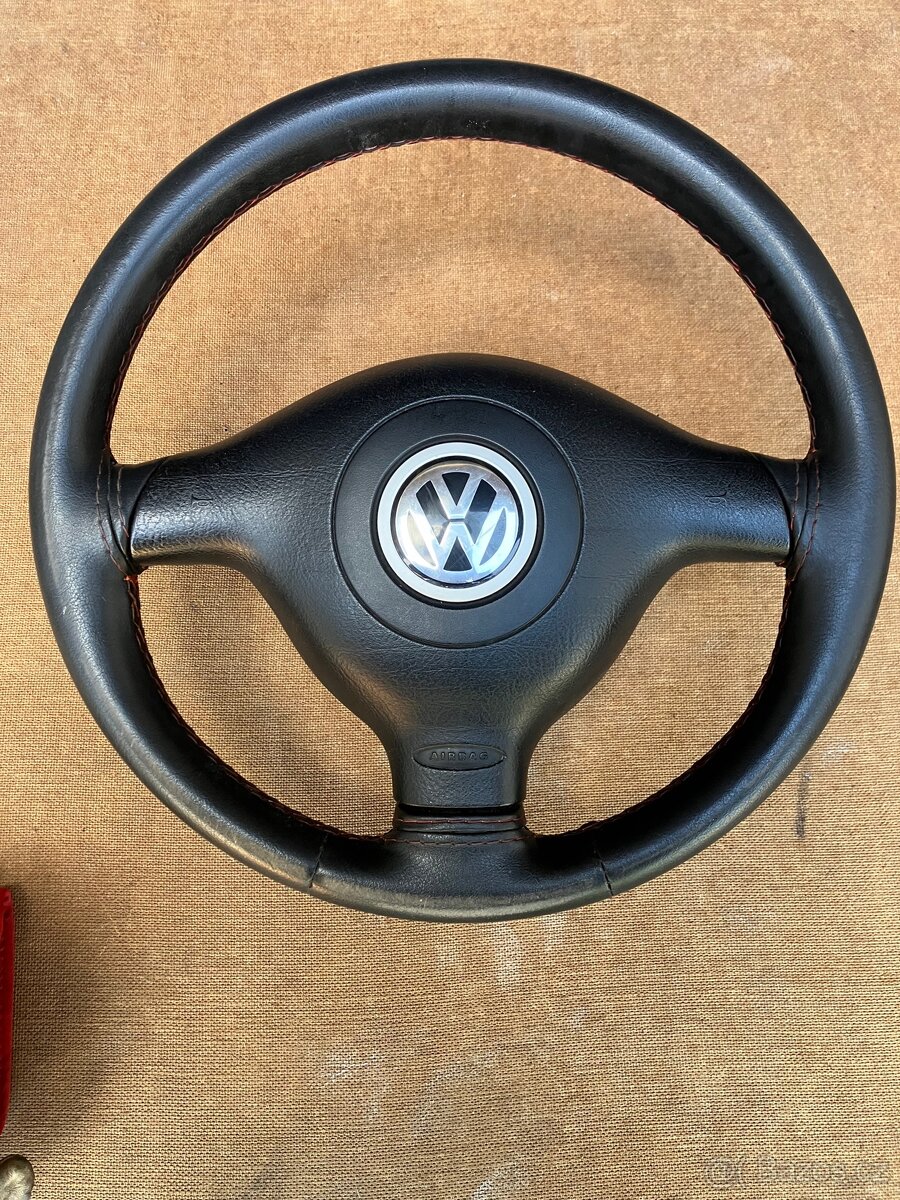 Prodám 3 ramenný volant vw - 2