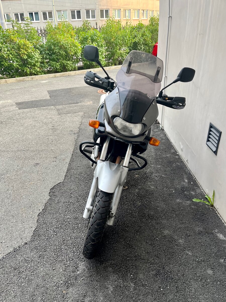 SUZUKI xf 650 freewind