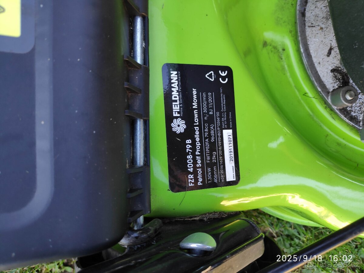 Benzínová sekačka Fieldmann - 2
