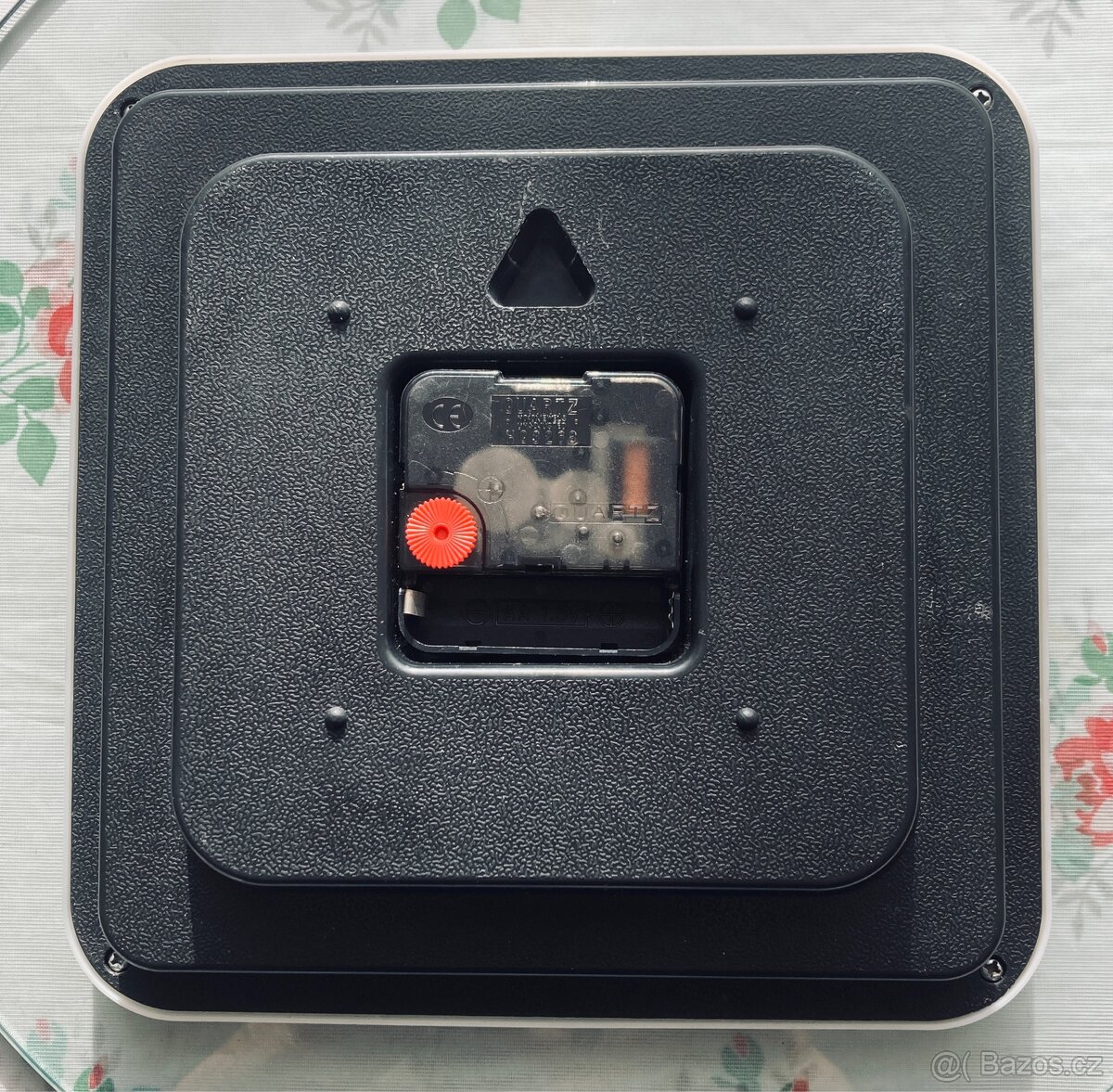 Nástěnné hodiny s tichým chodem - 2