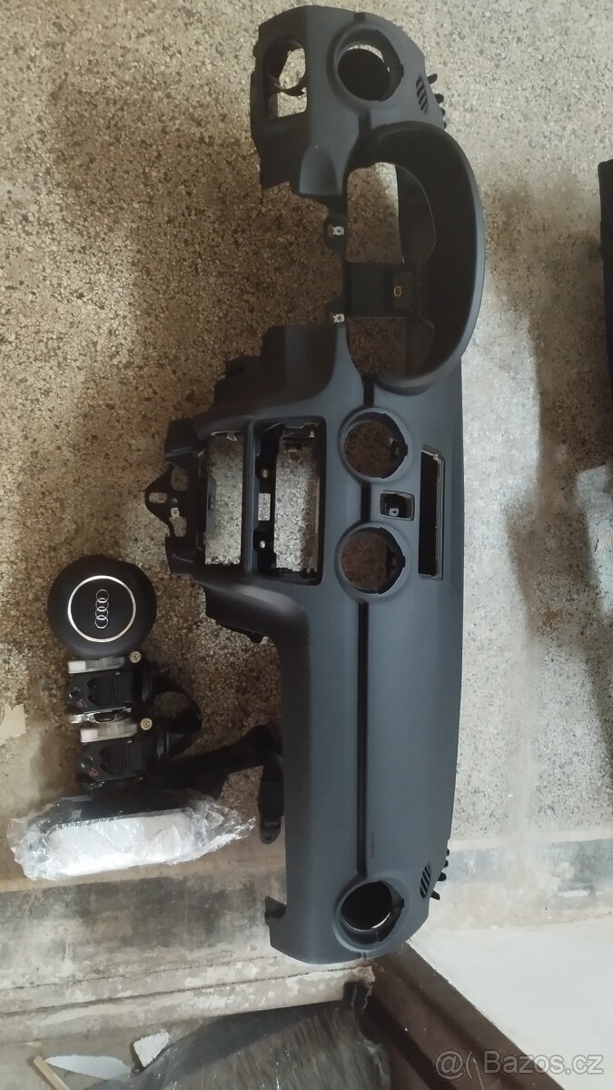 Airbagová sada Audi A1 s originální deskou - 2