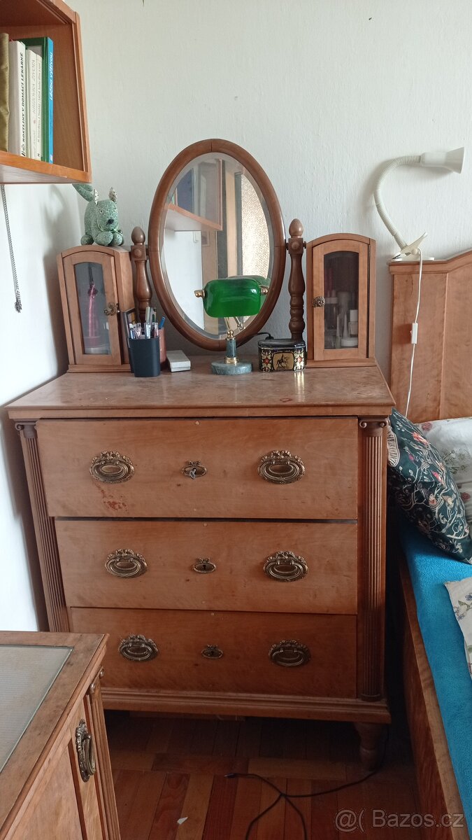 Secesní soustava nábytku - 2