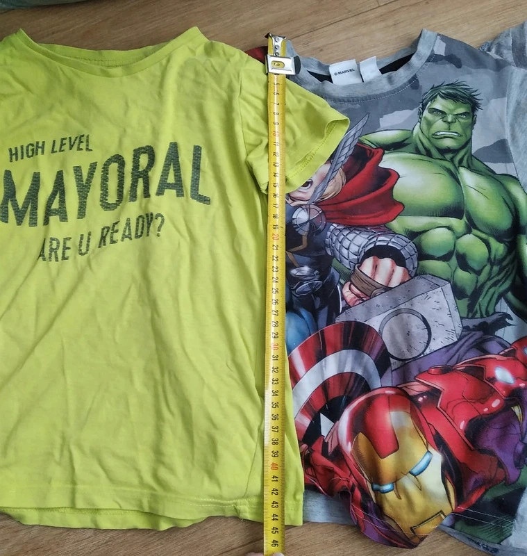 4x tričko, vel.okolo 128, cena za vše - 2