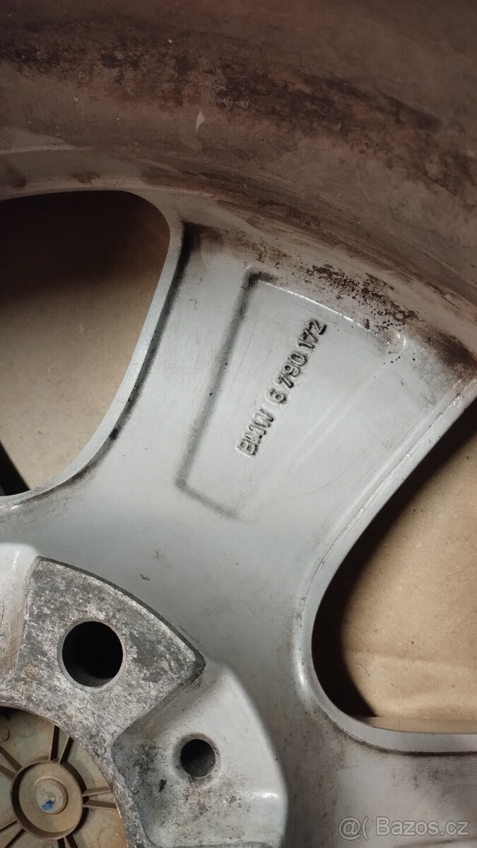kusovka ALU disk BMW R17 style 327 - F10 F11 - 2